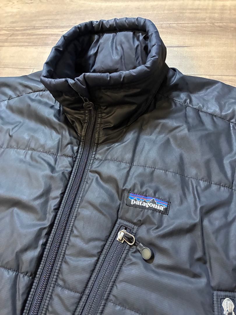 00s patagonia パフジャケット puff jacketフード付 - メルカリ
