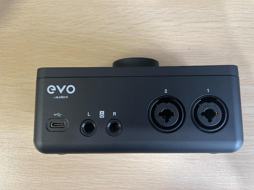 evo4 オーディオインターフェイス高音質・簡単操作 / 配信・実況・歌っ