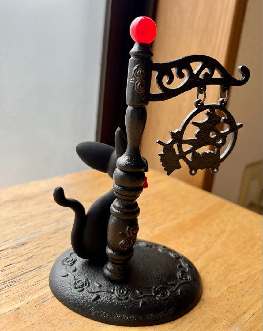 今週末まで） 魔女の宅急便 ジジ 置き物 - メルカリ