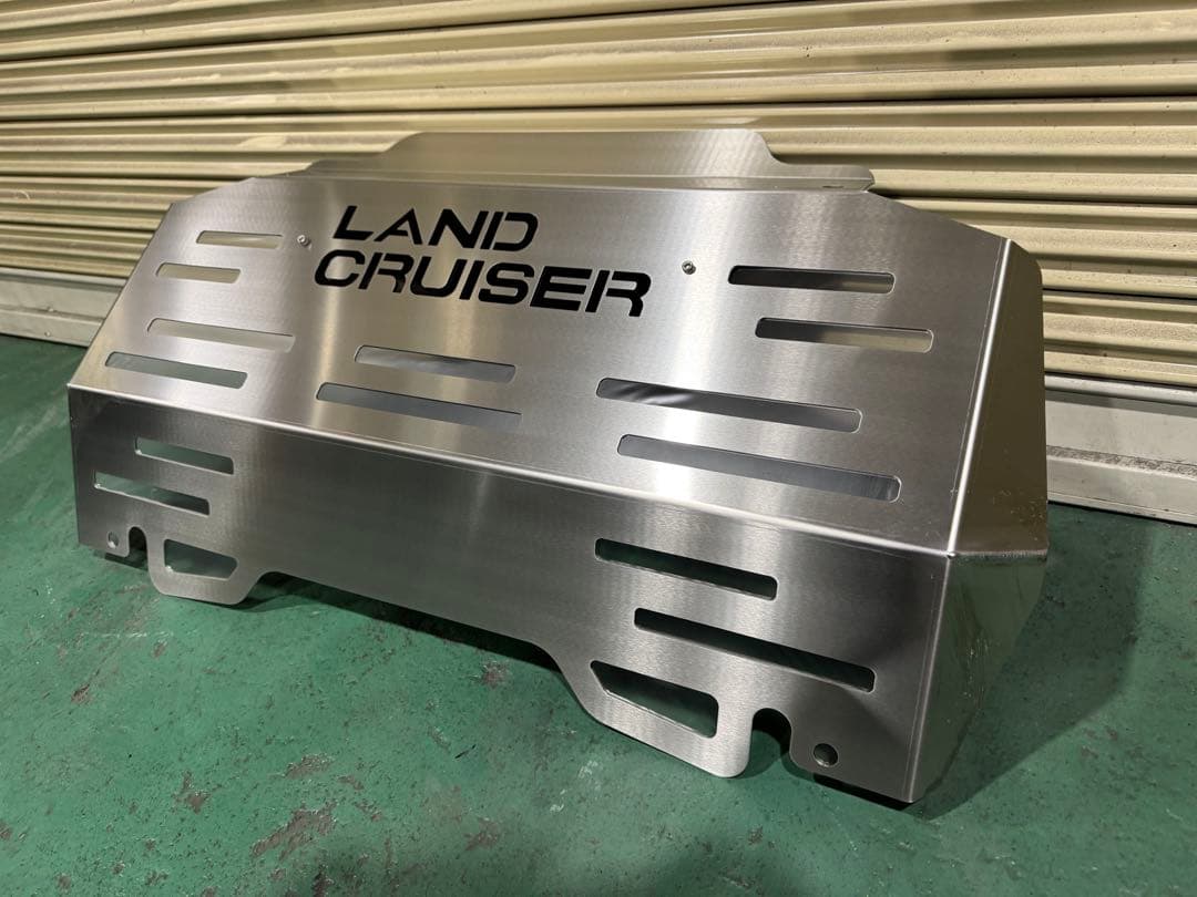 プラド 150系 スキッドプレート ランドクルーザー プラド 150系 前期 中期 後期 スキッドプレート 傷