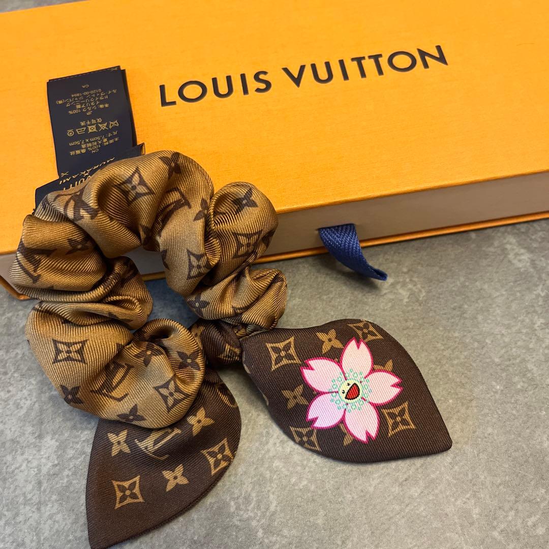 【新品】ルイヴィトン シュシュ チェリーブロッサム 箱無し bag-12742_1.jpg