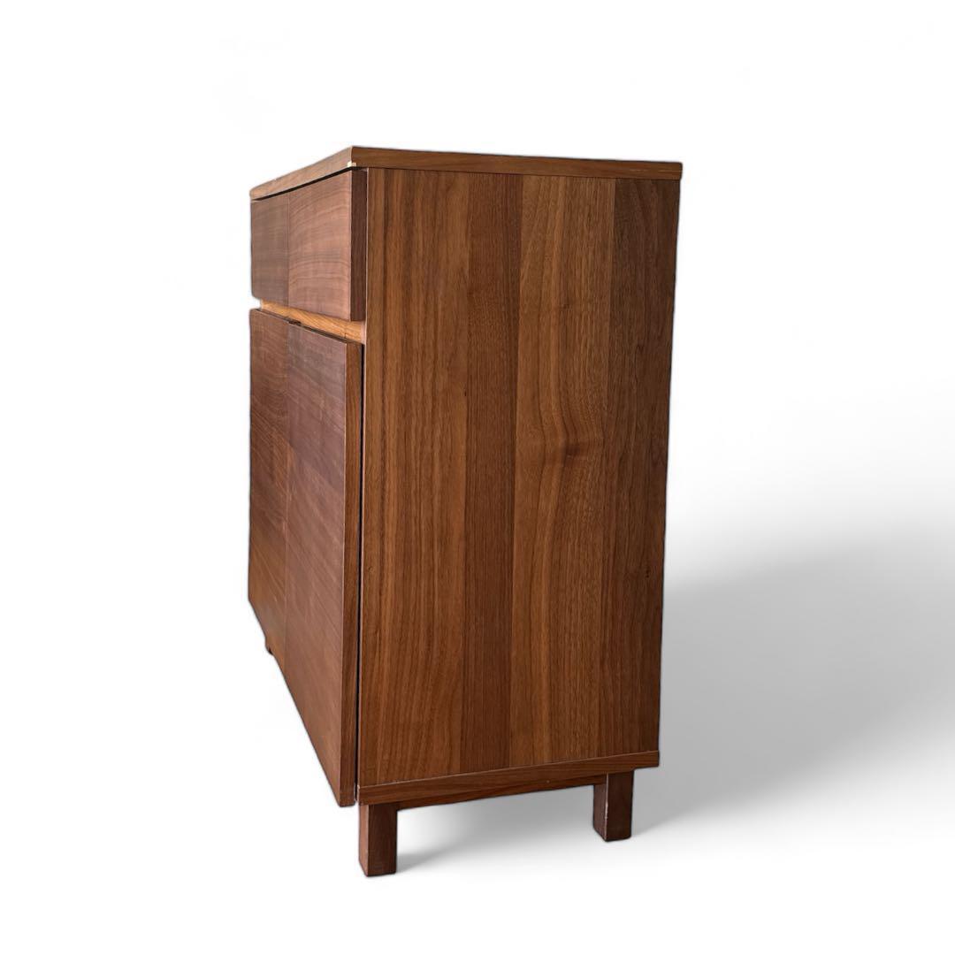 廃盤品】MUJI 無印良品 ウォールナット 脚付キャビネット - メルカリ