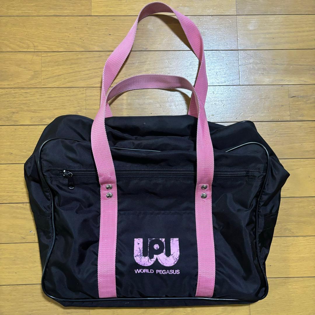 ワールドペガサスワッペスクールバッグ黒ピンク旧型 廃盤カラー