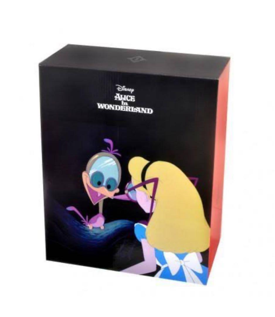 入手困難 不思議の国のアリス ミラーバード　 フィギュア 鏡 ディズニーストア ミラーバード 不思議の国のアリス 鏡 ディズニーストアの通販 by