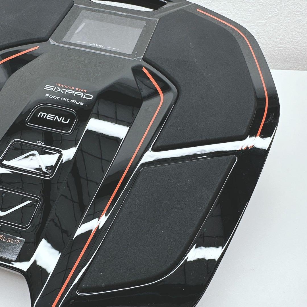 《ほぼ未使用⭐️付属品完備》 シックスパッド フットフィット プラス SIXPAD