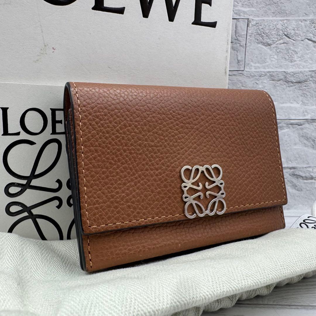 【極美品】ロエベ カードホルダー 名刺入れ アナグラム ライトブラウン　レザー 極美品】ロエベ カードホルダー 名刺入れ アナグラム ライトブラウン