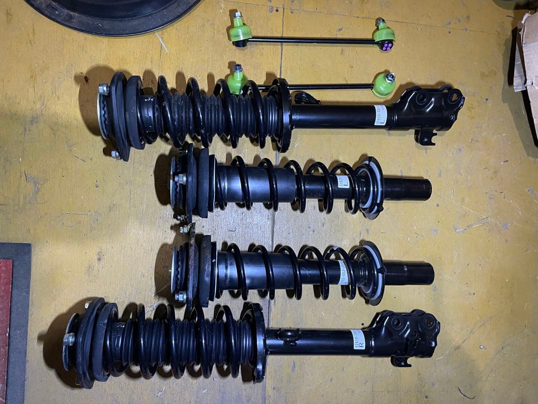S660サスペンション　新車外し 新車外し品】ホンダ S660 後期 純正 サスペンション ショック