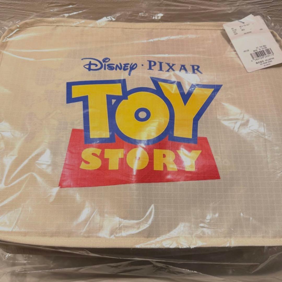 新品 WCJトイストーリー トラベルポーチセット ウッディ バズ - メルカリ