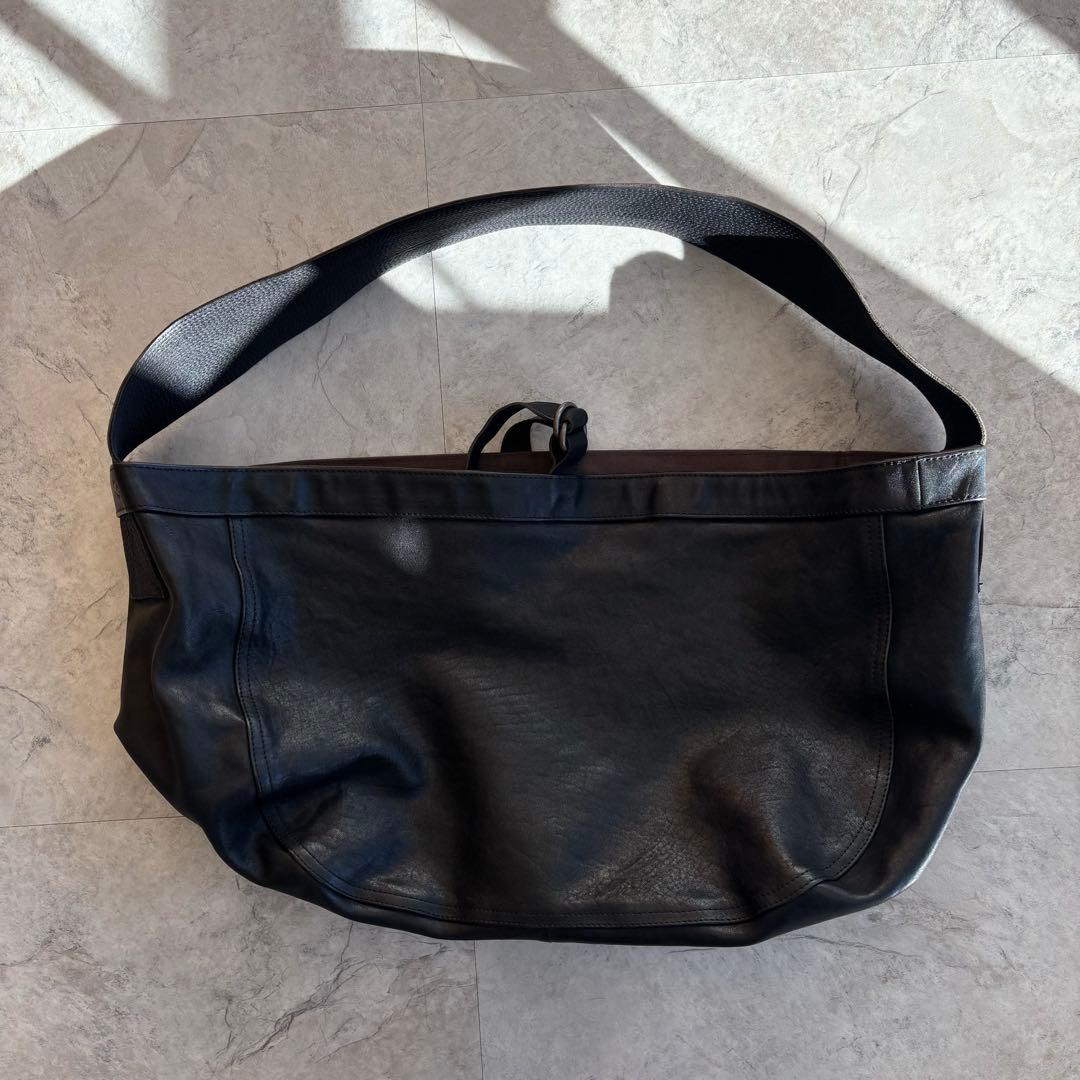 バッグ T.T LOT.004 NEWSBOY BAG HORSE LEATHER T.T LOT.004 NEWSBOY BAG Black (horse leather) | CASANOVA&CO