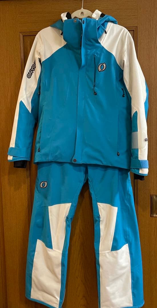 ONYONE スキーウェア 上下セット 2023-24モデル オンヨネ（ONYONE） スキーウェア 上下セット レディース スキー