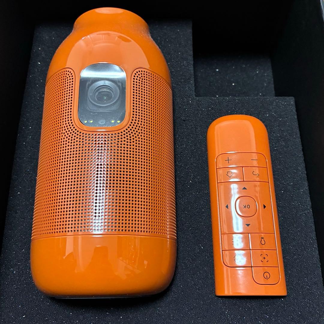 みっこ動作確認済みAladdin vaseプロジェクター本体 リモコン付き popIn、据置き型プロジェクター「Aladdin Vase（アラジン ベース）」の