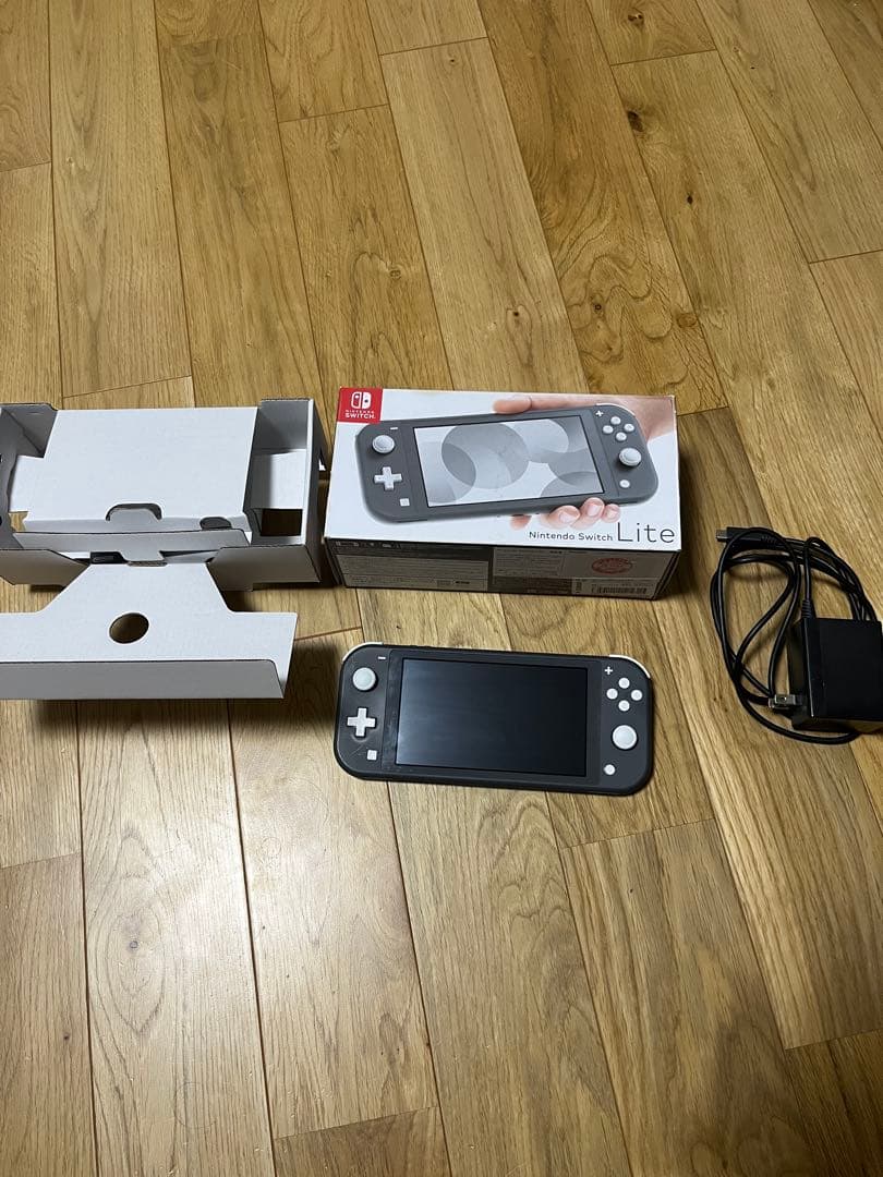 Nintendo　Switch lite 本体　グレー　ニンテンドー　スイッチ Nintendo Switch Lite - Gray - REFURBISHED - Hardware - Nintendo