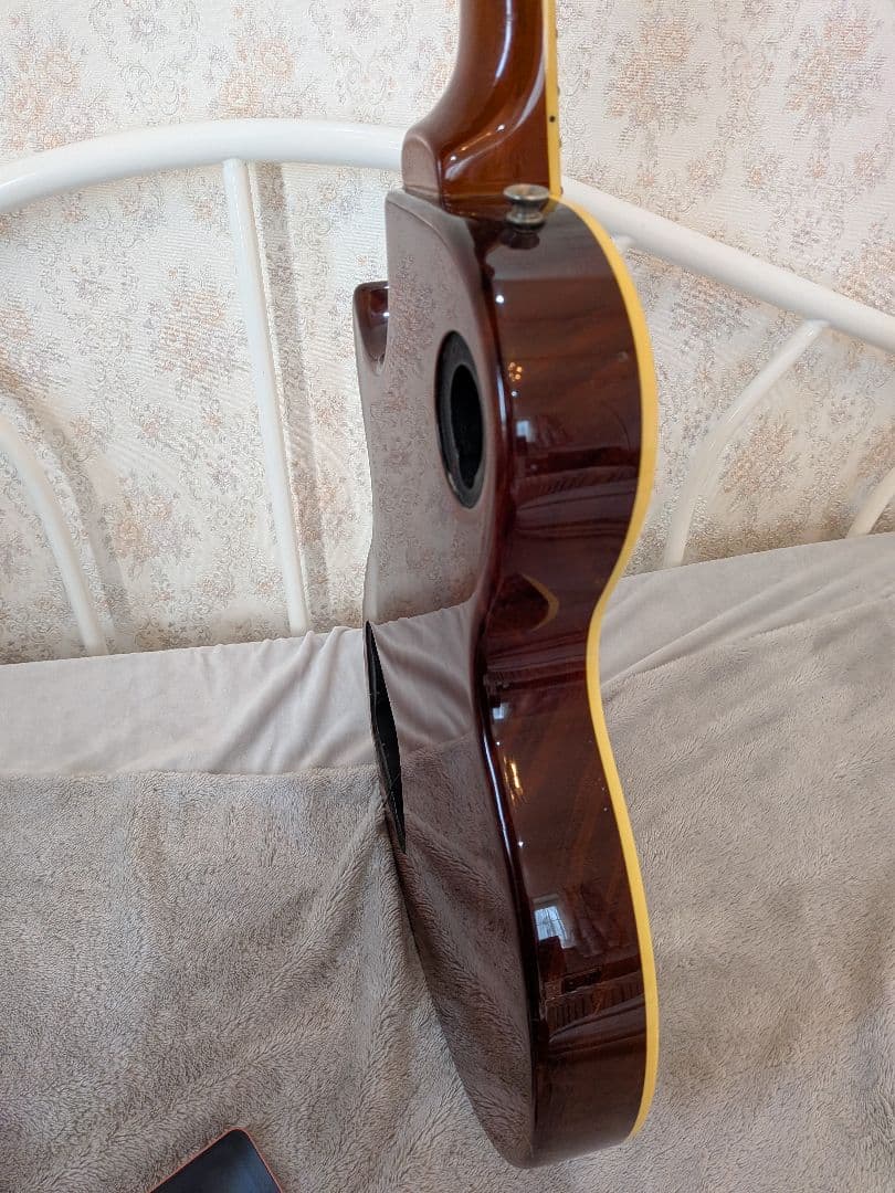 エレキギター ボディ＋ネック ジャンク品 部品取り用（詳細不明