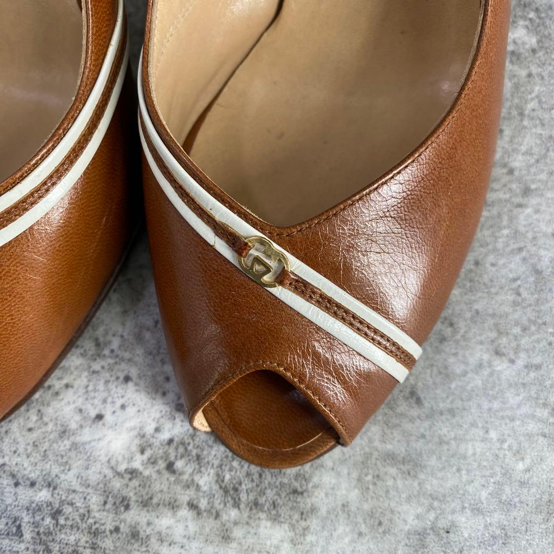 Old Gucci open-toe pumps brown leather - メルカリ