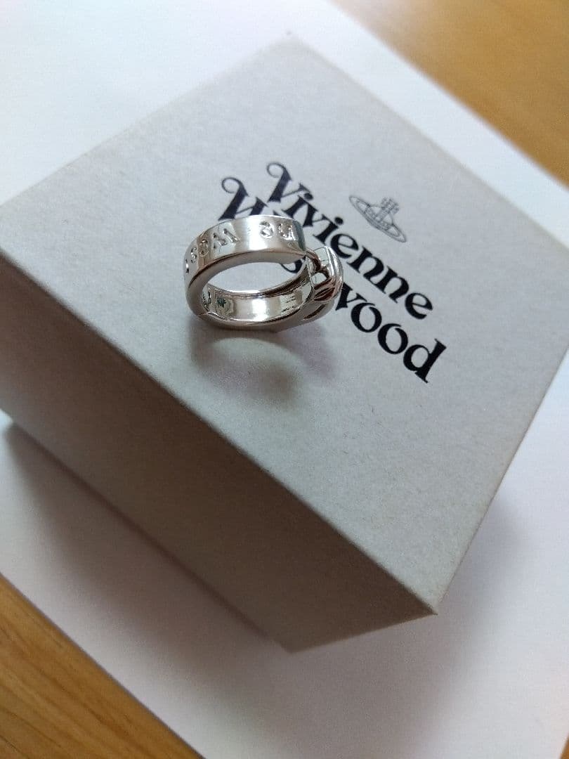 Vivienne Westwood 　ピアス 楽天市場】【送料無料】ヴィヴィアン ウエストウッド ピアス Vivienne