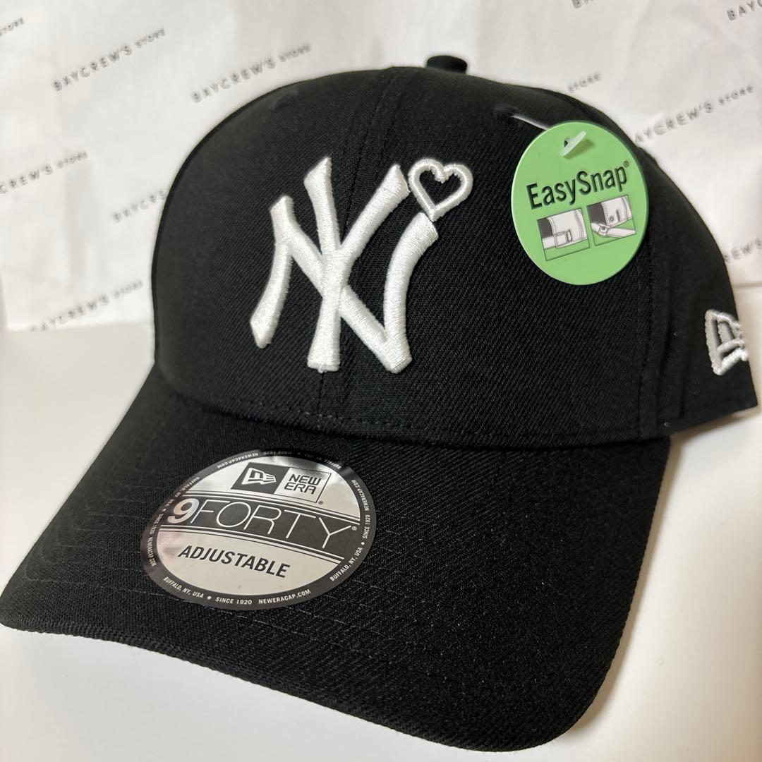 BASICKS NEW ERA Heart Embroidery Cap