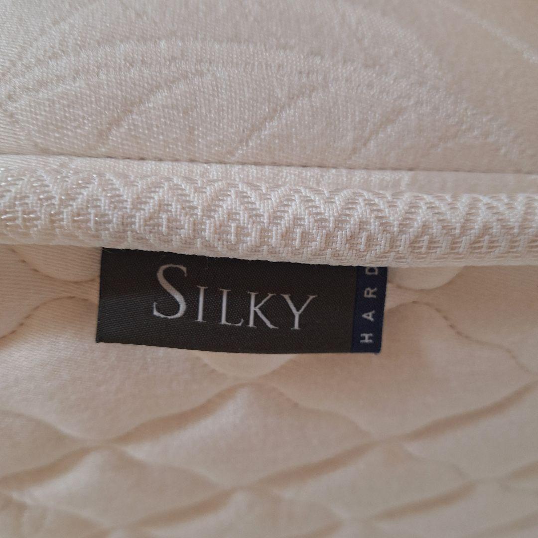 お盆限定値下げ中☆【たのメル便】日本ベッド セミダブル シルキー