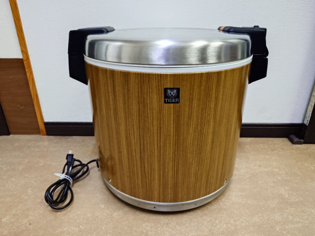 TIGER 電子ジャー JHC-9000 保温専用 木目 保温米飯容量9L Amazon | タイガー魔法瓶(TIGER) 電子ジャー 5升 業務用 保温専用 木目
