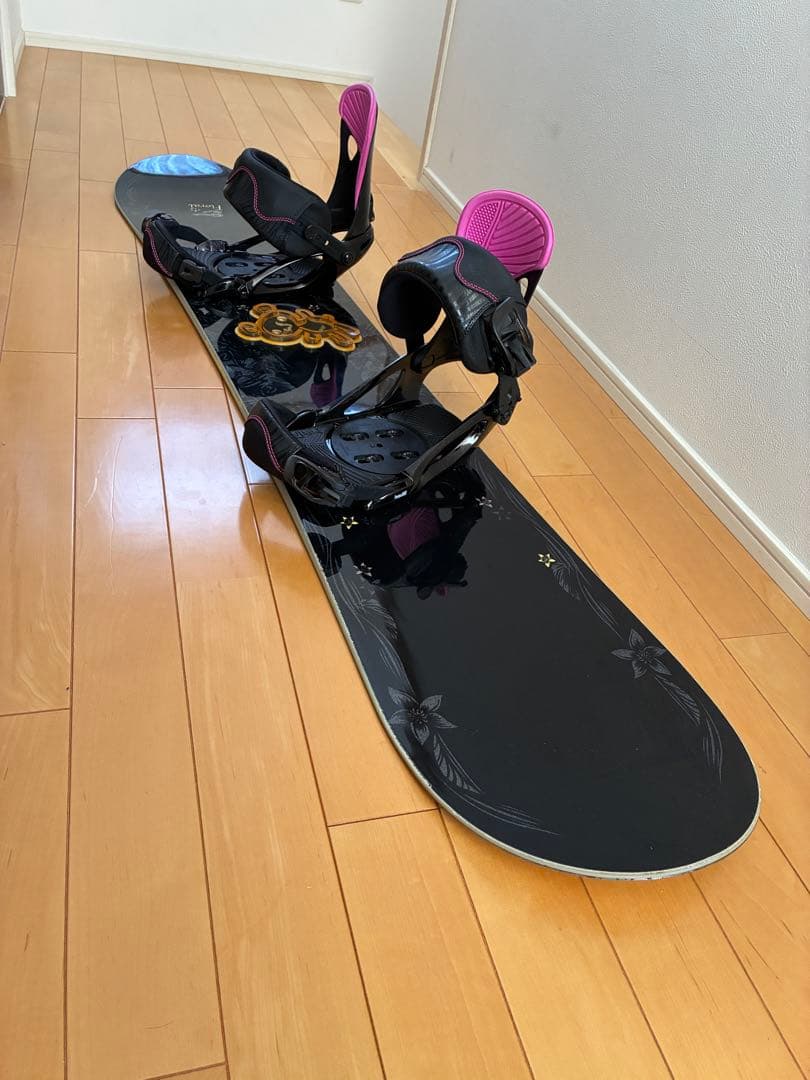 コスミックサーフ　スノーボード　floral 138cm ビンディングセット スノーボード 3点セット レディース COSMICSURF 22-23 LORRY Gray