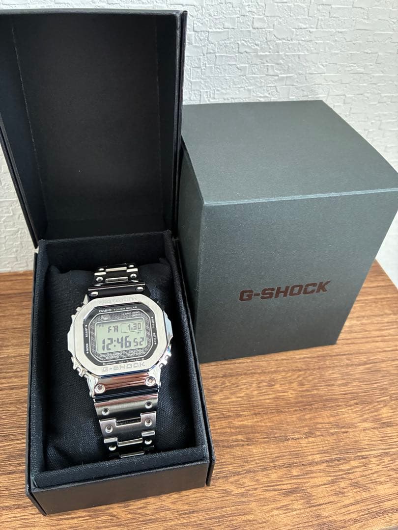 【美品/1年保証あり】G-SHOCK★GMW-B5000D-1JF★電波ソーラー G-SHOCK 【ウオッチケアクロス付き】カシオ Gショック GMW-B5000D-1JF