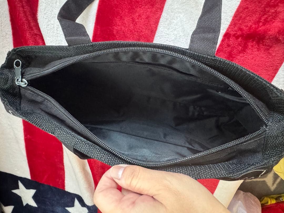 ILLMINATOR イルミネーター ラジカセ型 バッグ 黒 - メルカリ