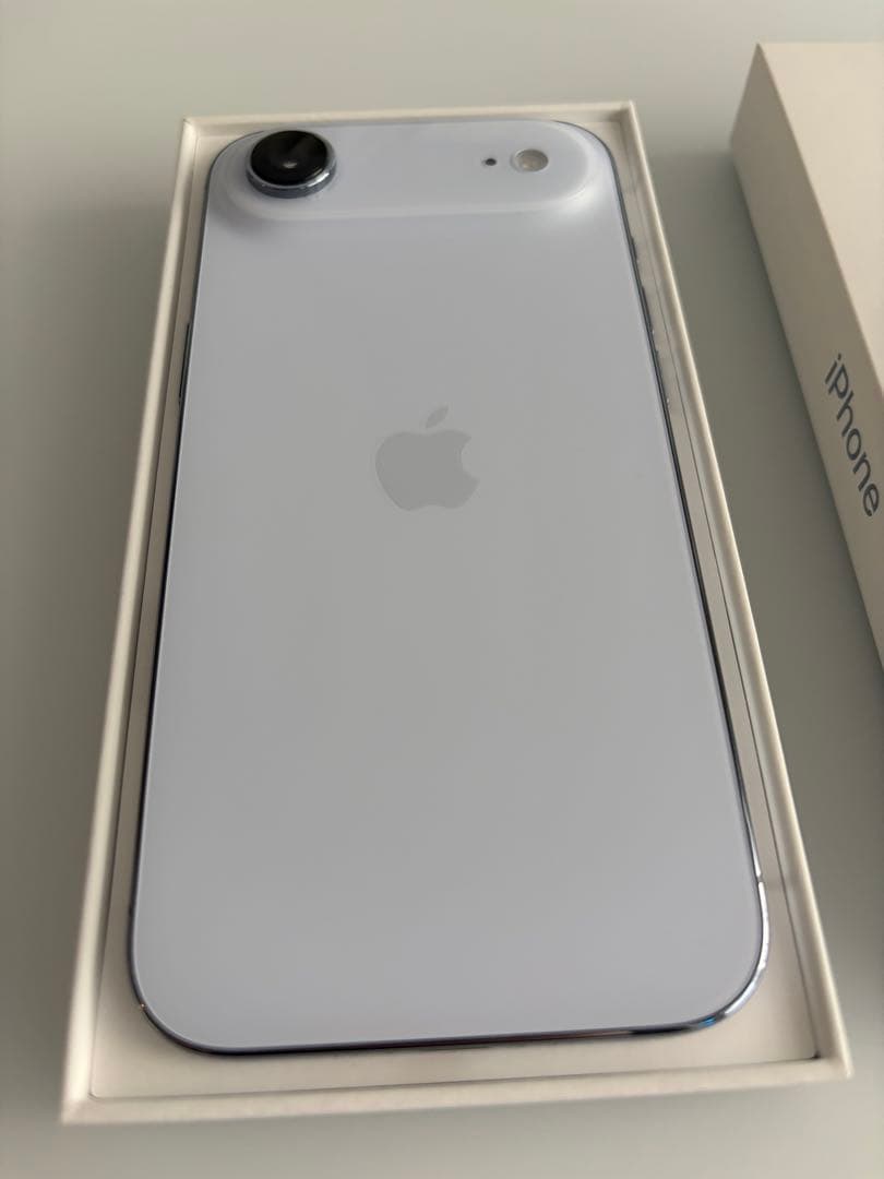 【美品】Apple iPhone 17 Air本体 256gb iPhone 17｜価格比較・SIMフリー・最新情報 - 価格.com