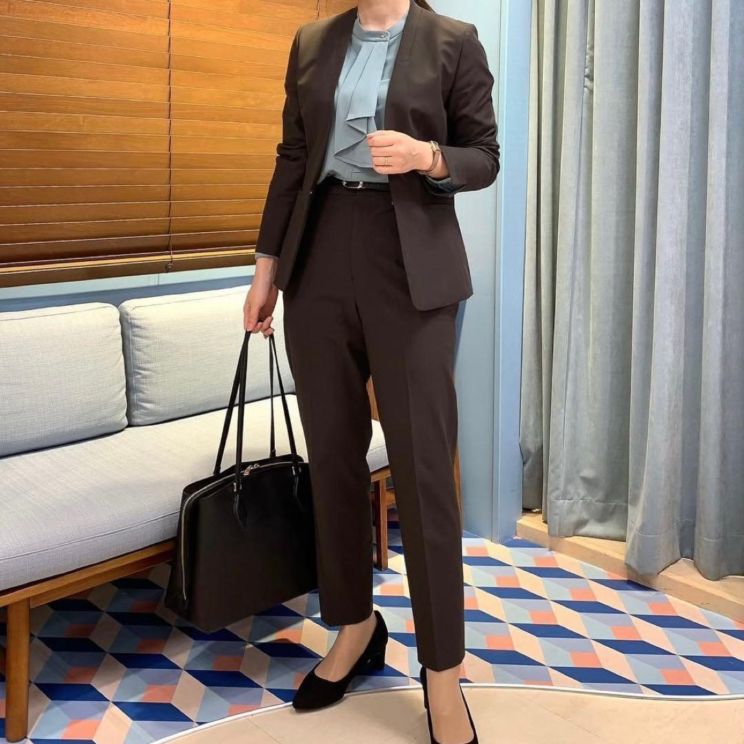 AOKI アオキ　レディース　スーツ　ノーカラー　クロップド　オフィカジ アウトレット】セオα シャークグレー ノーカラージャケット