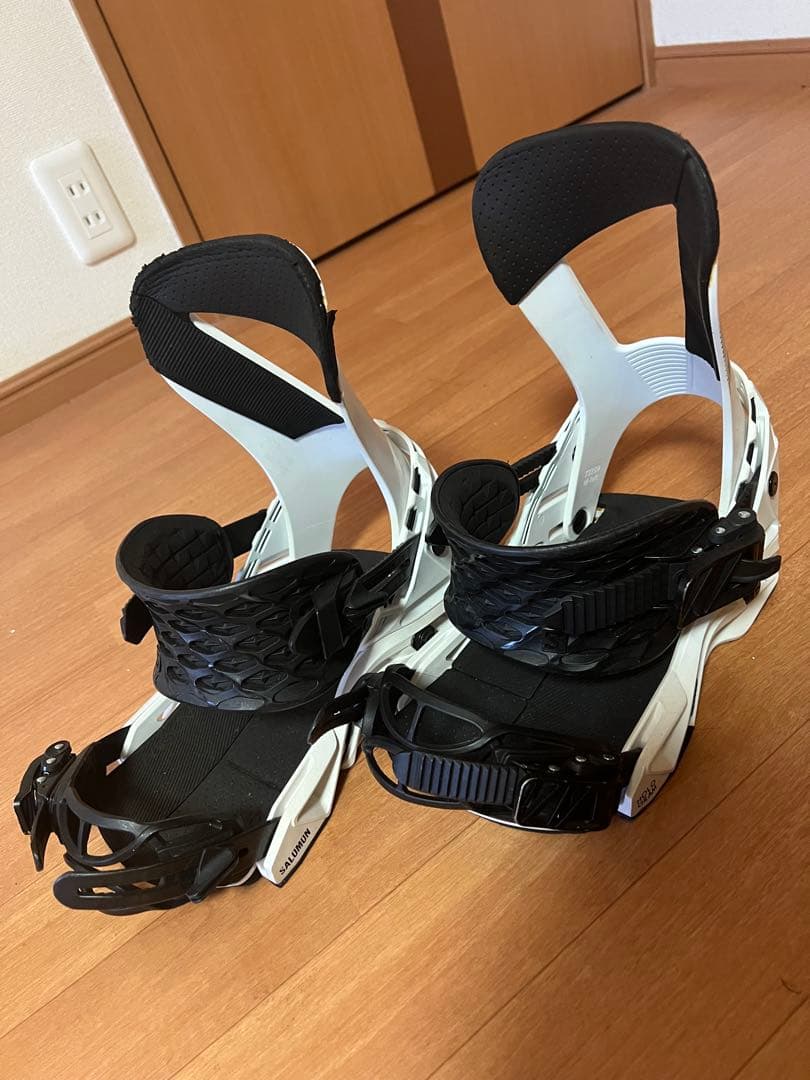 SALOMON HOLOGRAMスノーボードビンディング Amazon | サロモン（SALOMON） スノーボードビンディング 23 HOLOGRAM