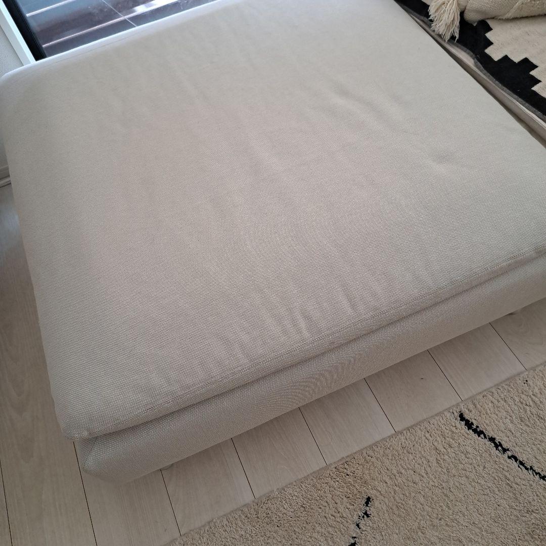 IKEA　ソーデルハムン　オットマン　ホワイトベージュ　超美品 SÖDERHAMN ソーデルハムン 3人掛けソファセクション, フットスツール