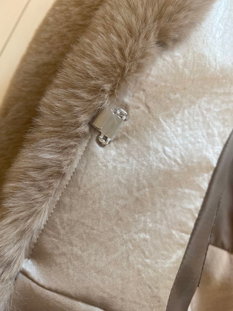 Arobe 】ファーフレアベスト - メルカリ