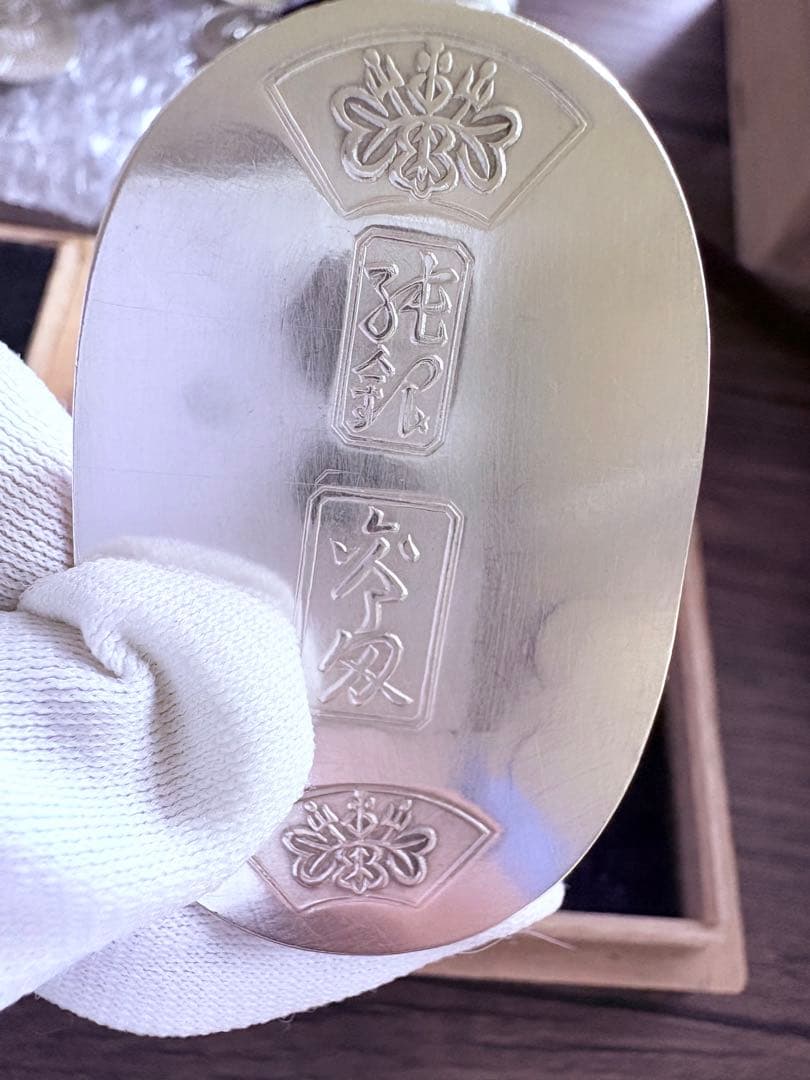徳力小判　純銀製 楕円形金属製品 11.25g 木箱入り