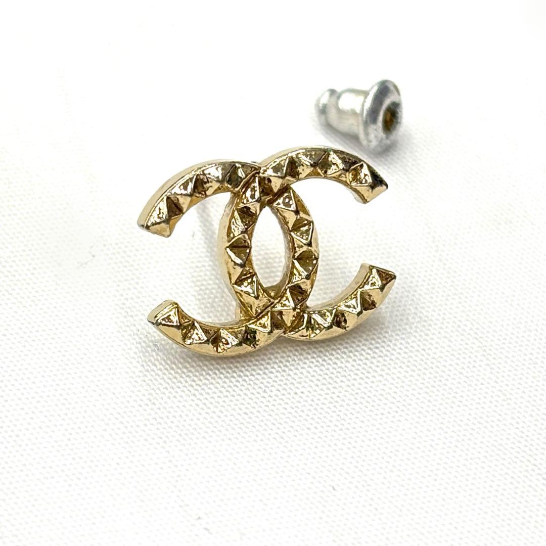 2863✨ CHANEL　ココマーク　ピアス　片耳　ゴールド CHANEL（シャネル） 並行輸入 ピアス ココマーク CHANEL PIERCE