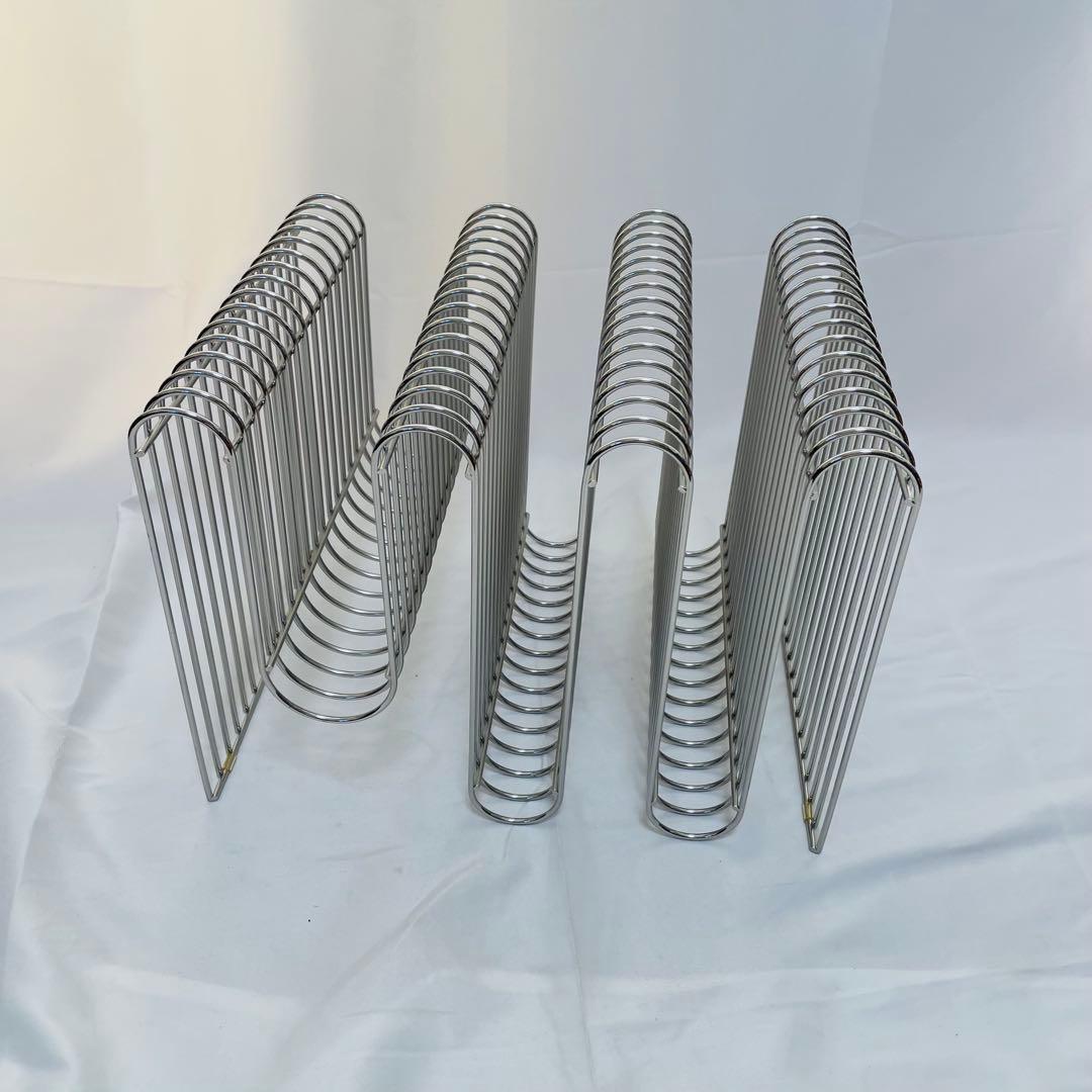 AYTM Curva マガジンラック シルバー Curva Magazine Holder – Danish Design Store