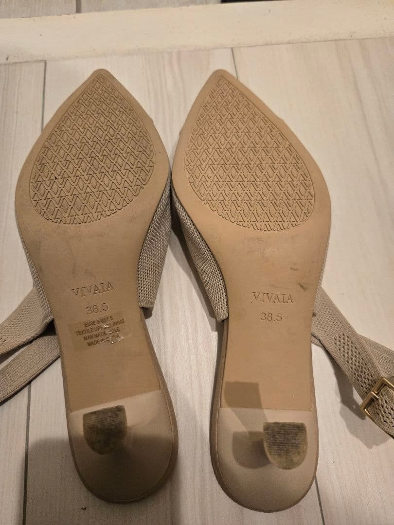 VIVAIA ADDISON ポインテッドトゥ スリングバック パンプス - メルカリ