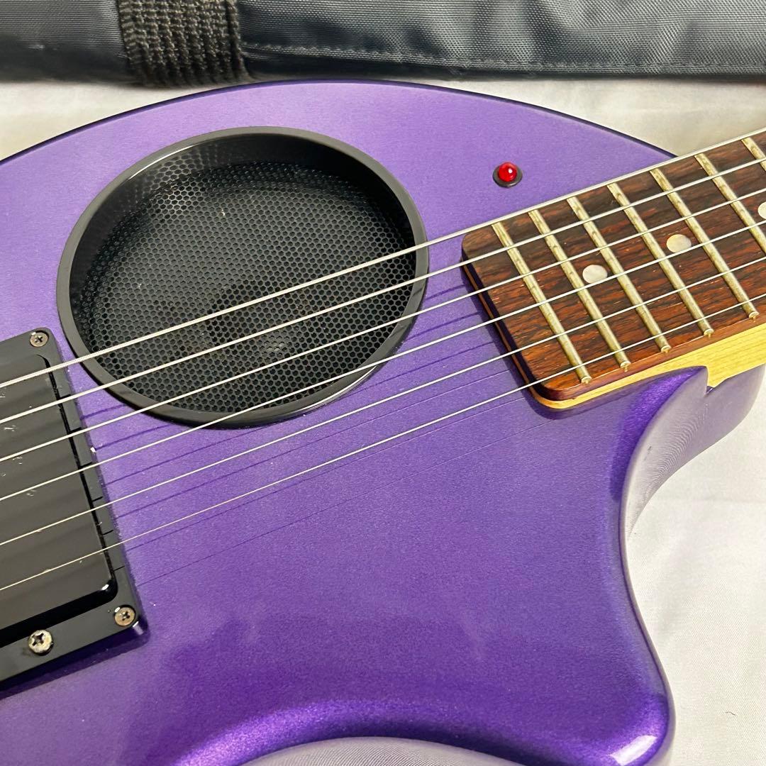 《美品》ZO-3 メタリックパープル アンプ内蔵ミニギター ソフトケース付