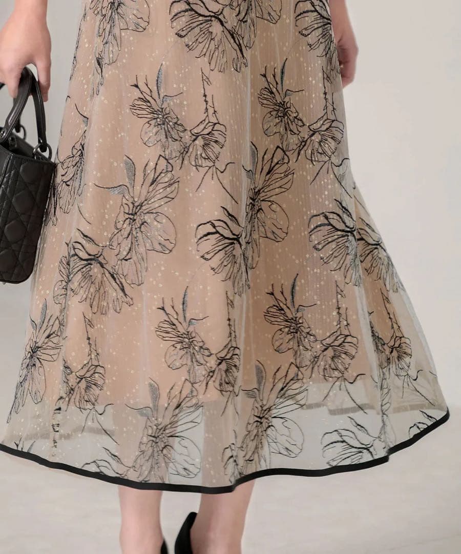 LEJA パイピングハイネック花柄ラメレースワンピースドレス L - メルカリ