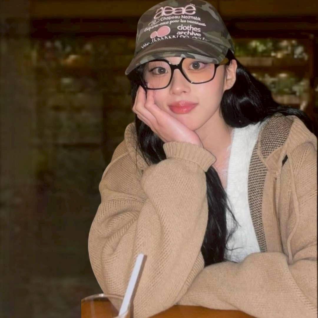 刺繍ロゴ 迷彩ベースボールキャップ aeae - メルカリ