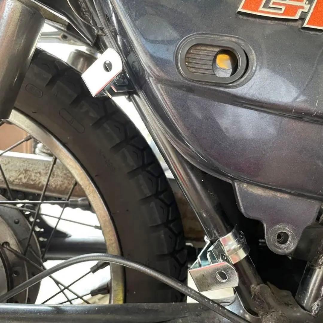 オイル缶ホルダー 1L缶用 2スト gt380 rg250 rz250 - メルカリ