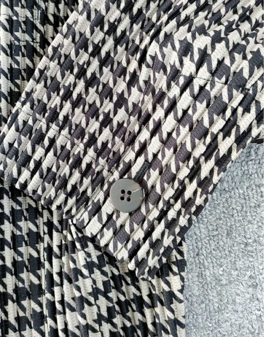 伊勢丹限定 オムプリッセ イッセイミヤケ BASICS ジャケット 1 - メルカリ