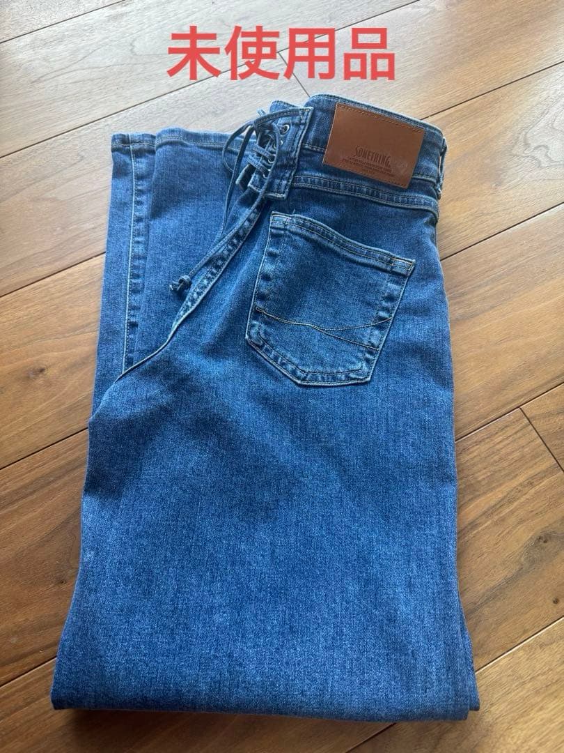 【未使用品】SOMETHING LISA レースアップワイドデニムパンツ　S SOMETHING LISAレースアップワイドデニムパンツ（デニムパンツ
