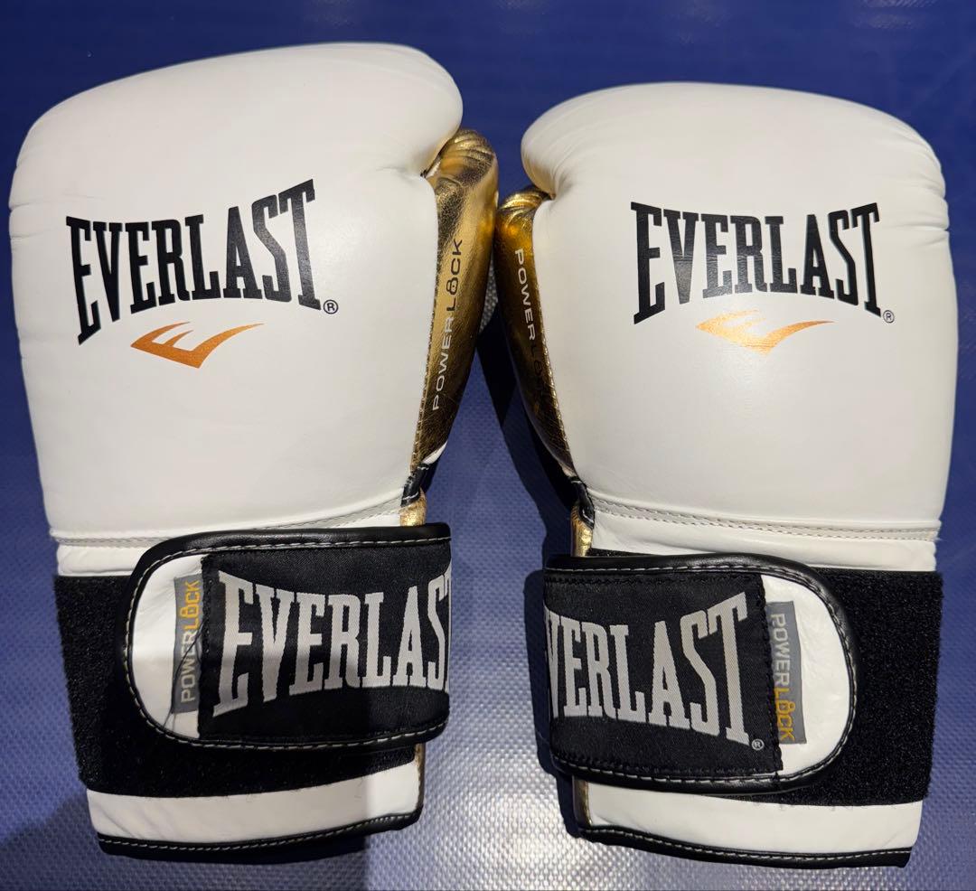 EVERLAST グローブ POWER LOCK ホワイト/ゴールド　16oz Everlast Powerlock 2 Boxing Gloves | Secure Lace-Up Fit | Triple