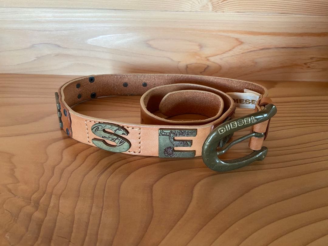 ディーゼル 希少デザイン レディース ベルト 85 DIESEL（ディーゼル） ベルト メンズ レディース B-1DR DIESEL X08516