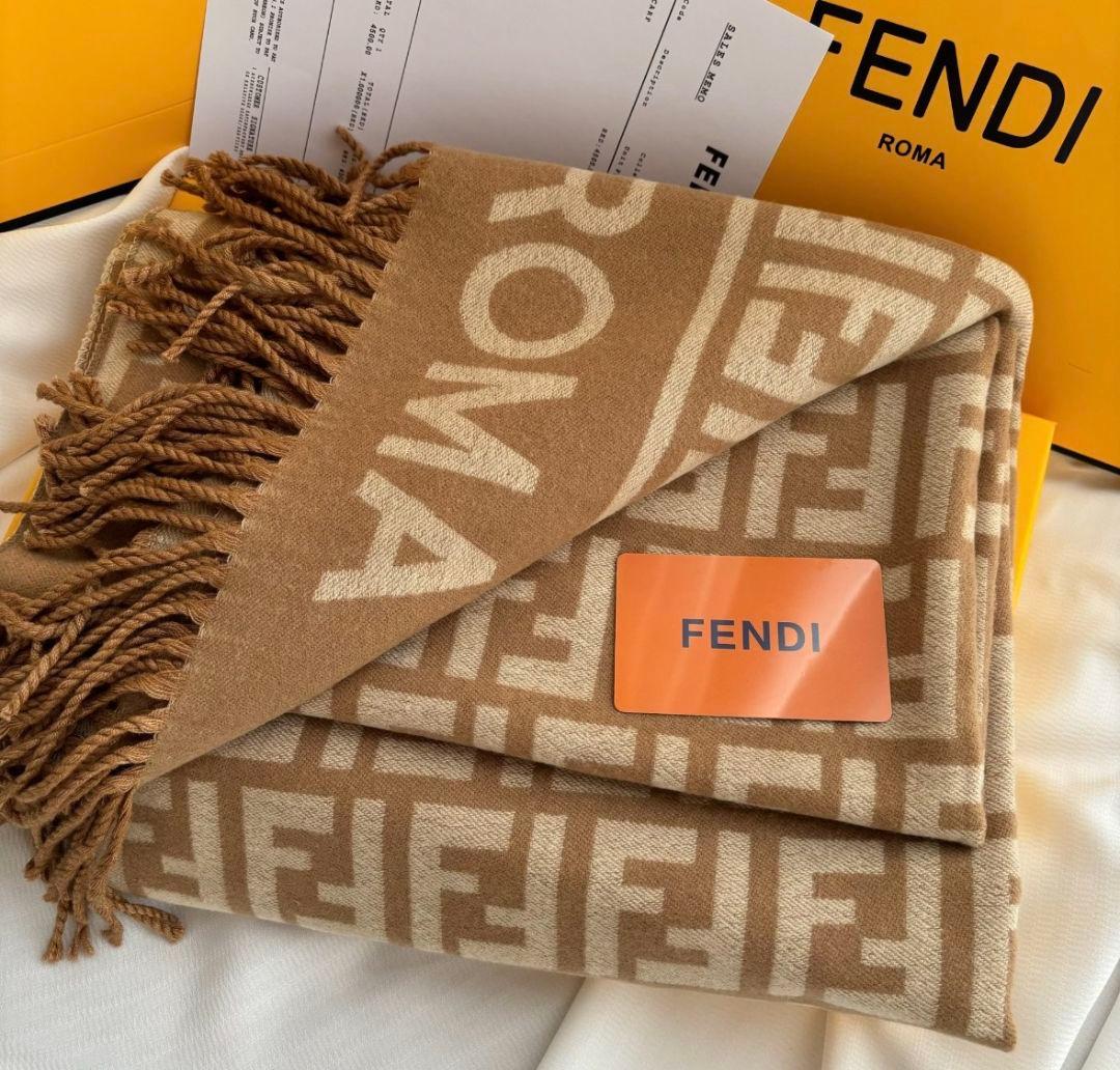 FENDI フェンディ FFロゴ マフラー ブラウン ベージュ フリンジ付き FENDI（フェンディ） 【爆買WEEK☆30％OFFクーポン】フェンディ