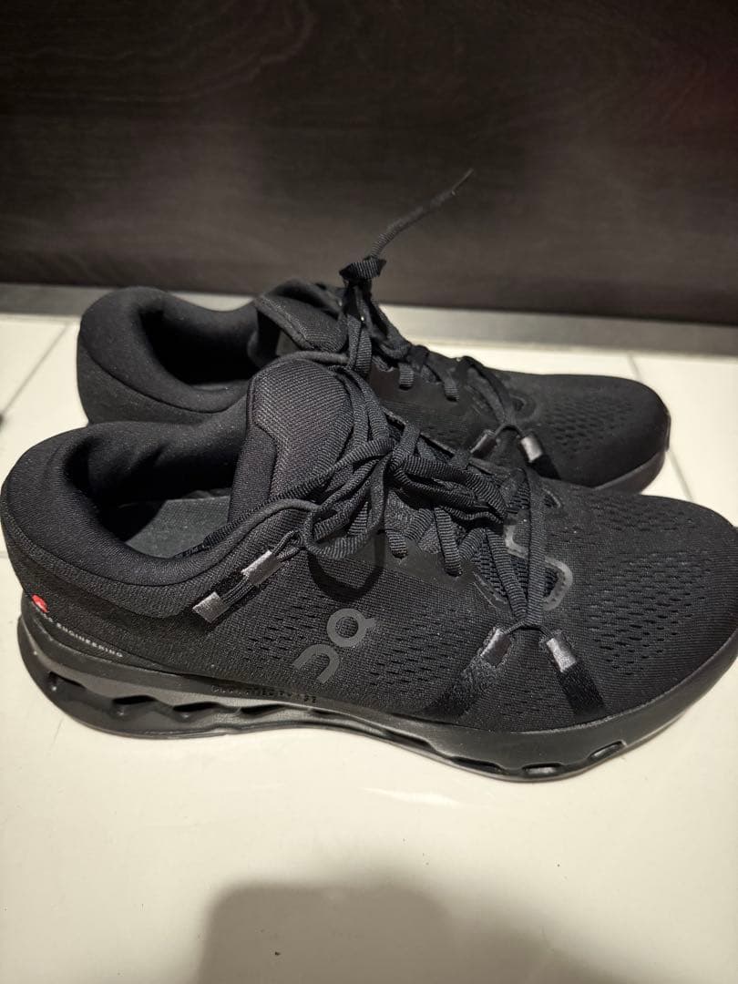 on クラウドサーファー2 27.5cm