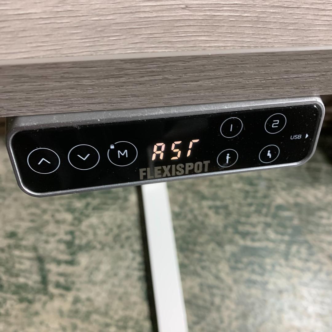 K549 FlexiSpot 電動昇降式デスク CB38M2J - メルカリ