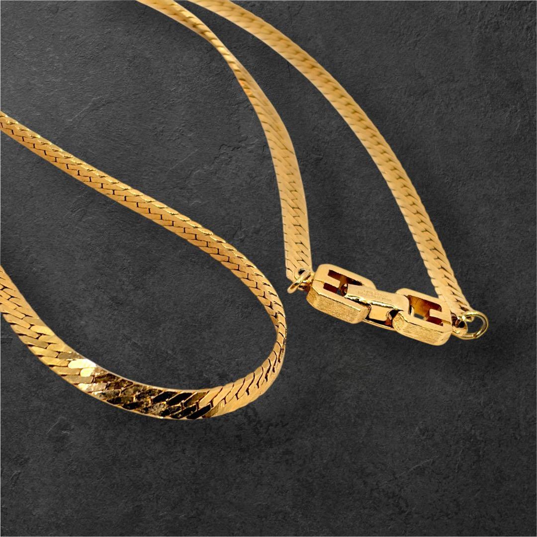 美品✨GIVENCY ネックレス Gロゴ プレート ゴールド ヴィンテージ 美品 Givenchy ジバンシー ネックレス Gロゴ プレート ゴールド
