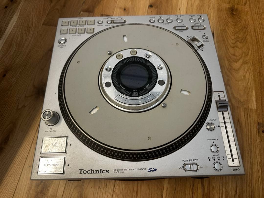 【限定値下】Technics CDJ SL-DZ1200 Technics SL-DZ1200 - Digital DJ CD Player/Turntable SLDZ1200 B&H