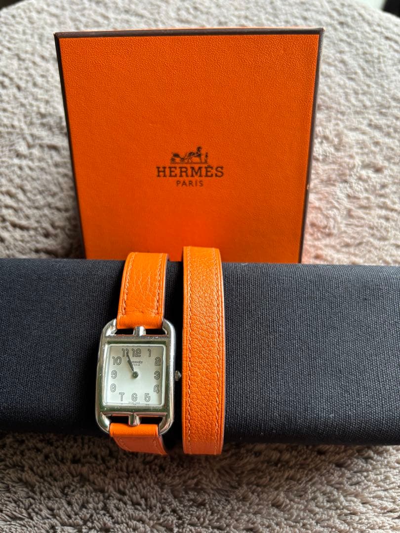 美品☆ エルメス腕時計　ケープコッド　ドゥブルトゥール　CC1.210 エルメス ケープコッド ドゥブルトゥール CC1.210 シルバー レディース