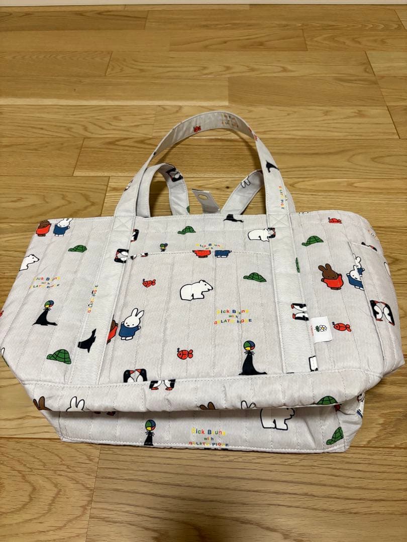 ジェラピケ✖️ Dick Bruna マザーズバッグ Amazon.co.jp: ジェラートピケ Dick Bruna キルティング総柄ママバッグ