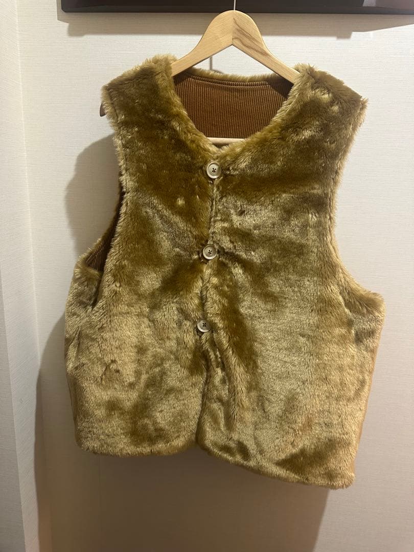美品エンジニアードガーメンツ　リバーシブルファーベスト　ブラウン　L ENGINEERED GARMENTS/エンジニアードガーメンツ/size:XS/定番